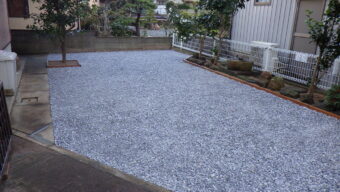 防草砂利工事のサムネイル